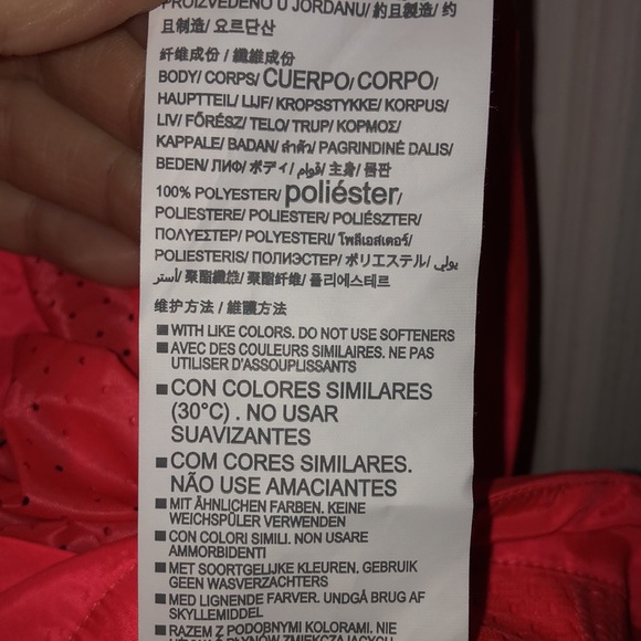 Under Armor fitted unisex heatgear windbreaker - Picture 7 of 8